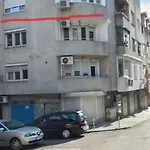 Варна Хостел *
