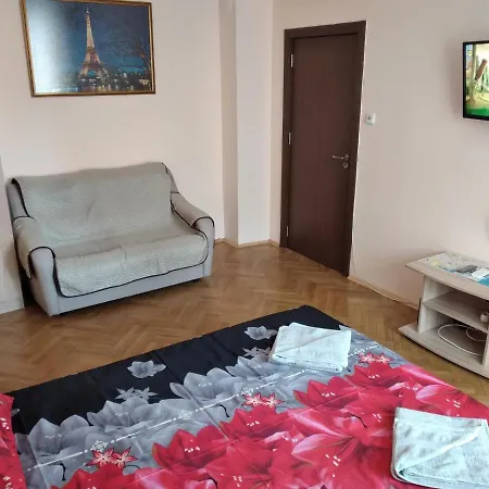 Daire Варна Хостел *